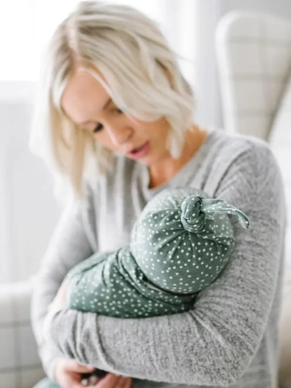 Juniper Newborn Top Knot Hat by Copper Pearl